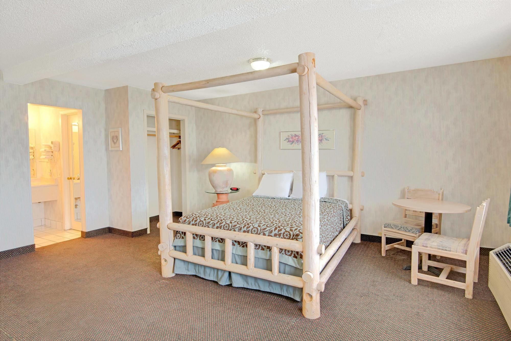 Midtown Inn & Suites Αλμπουκέρκι Εξωτερικό φωτογραφία